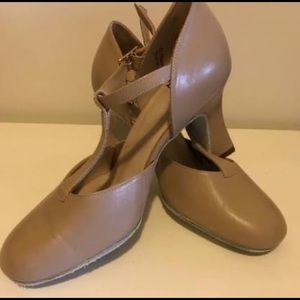 LaDuca Character Shoes